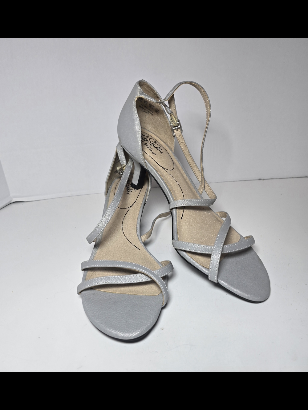 Life Stride Silver Dress Heels